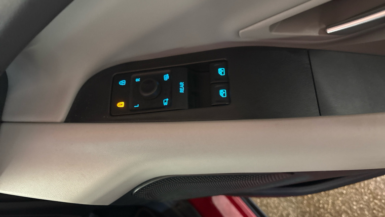 Ford Explorer 210kW Select 77kWh 5dr Auto Electric Estate